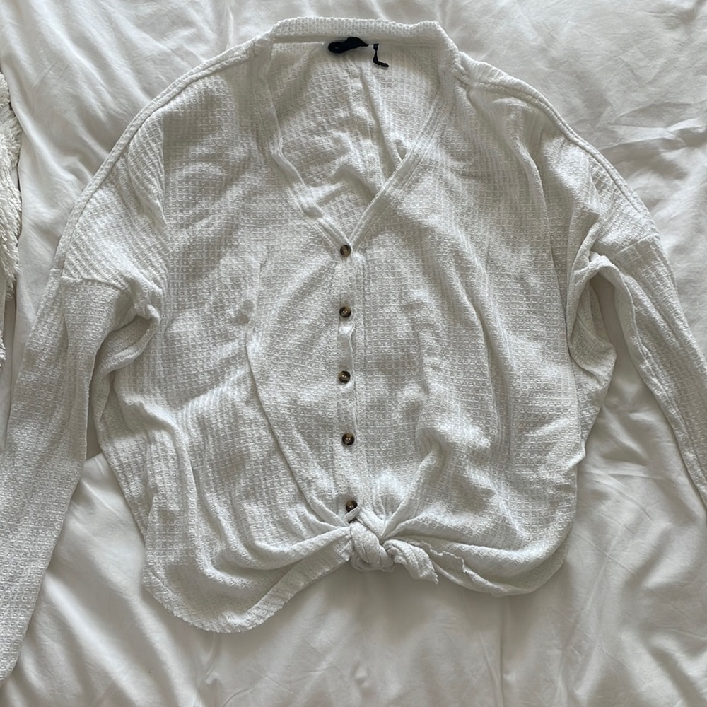 Out From Under by Urban Outfitters Top Size Small - Lightly worn